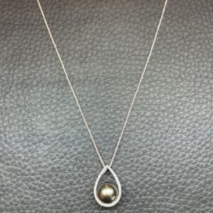 Bijoux type collier 3