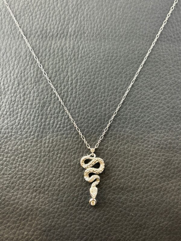 Bijoux type pendentif 4